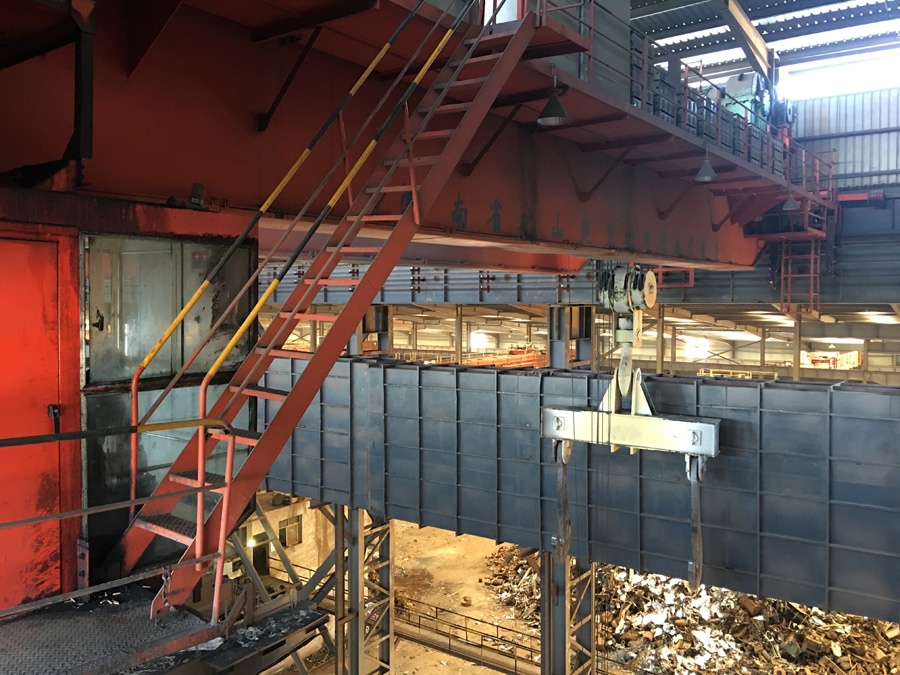 榕達安裝冶金吊安全監(jiān)控管理系統(tǒng)現(xiàn)場照片二